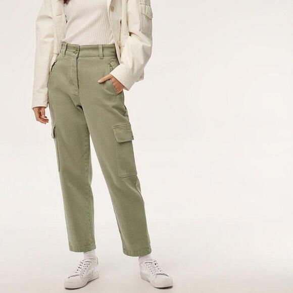 Aritzia Pants - Aritzia Wilfred Free Modern Cotton Cropped Cargo Pants